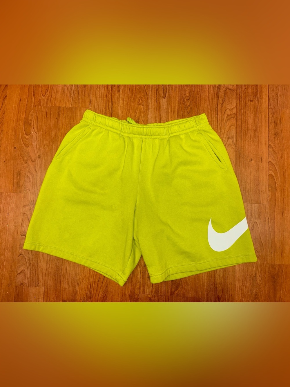 Nike Big Swoosh Club Fleece Sweat Shorts Men's XL Highlighter Green